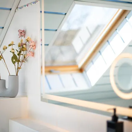 Melodie Edersee-apartment Direkt An Der Sperrmauer Apartmán *